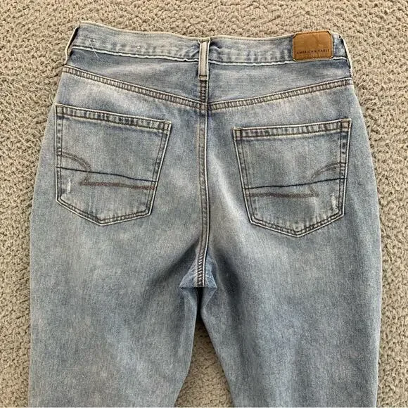 American Eagle Women's Ripped Mom Jean Distressed Jeans - Size: 6 (Short) - Picture 4 of 15